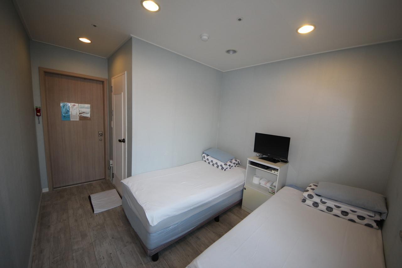 Hostel The New Day بوسان المظهر الخارجي الصورة