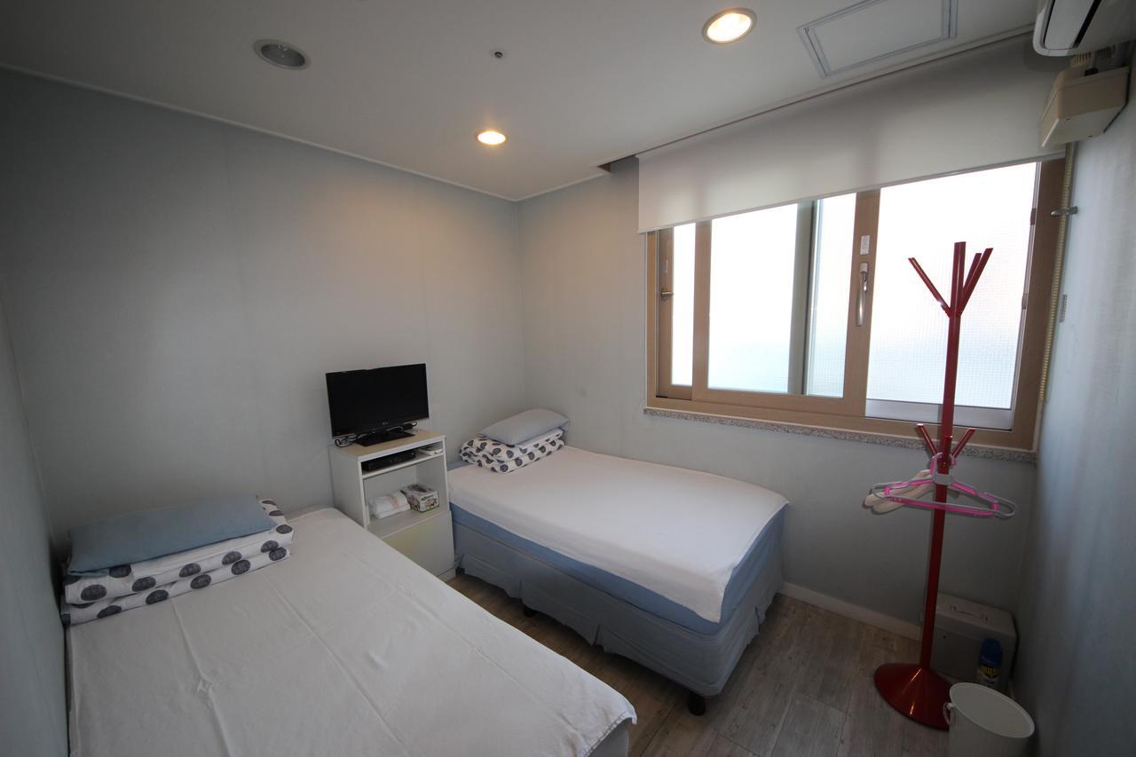 Hostel The New Day بوسان المظهر الخارجي الصورة