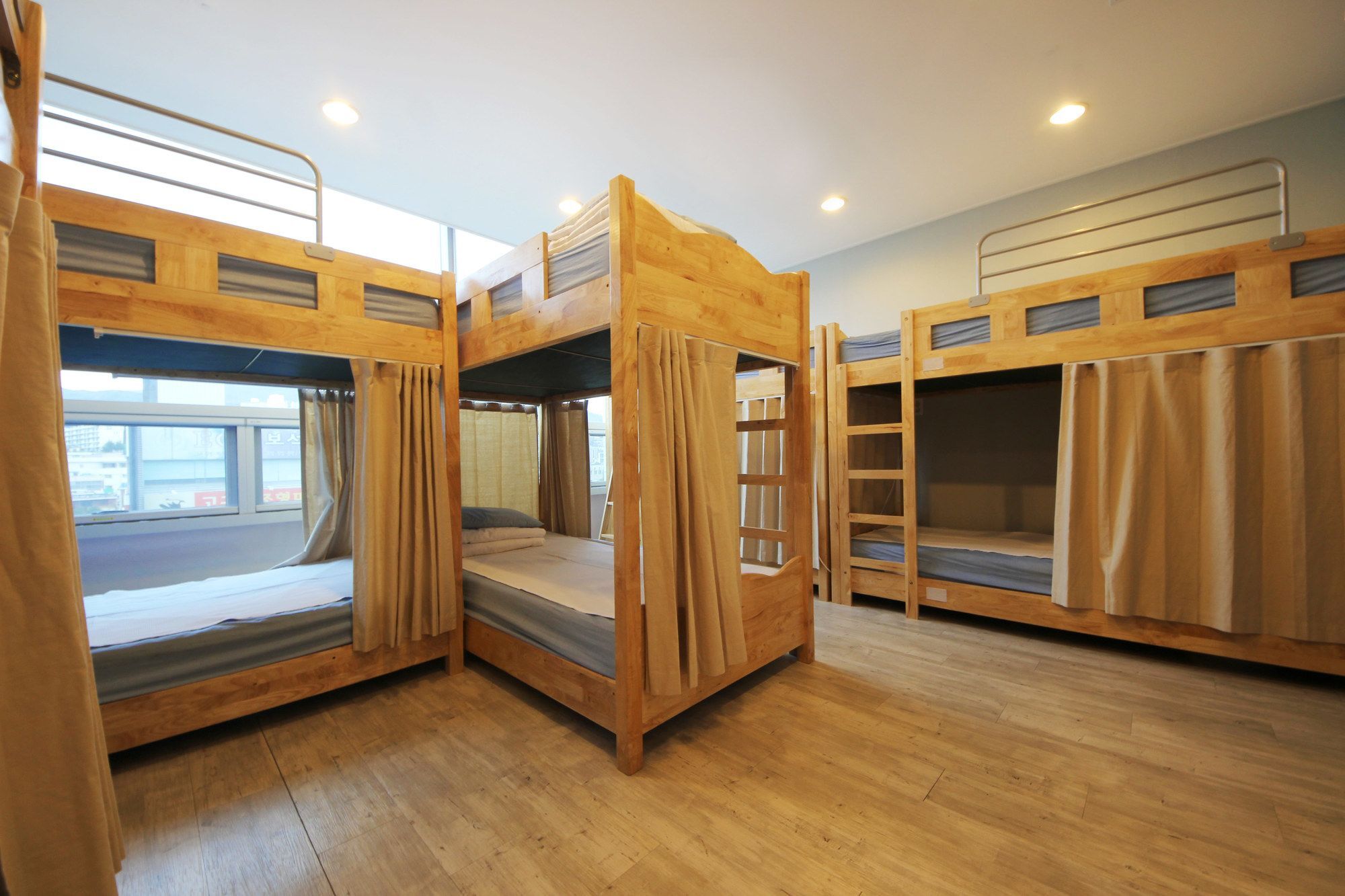 Hostel The New Day بوسان المظهر الخارجي الصورة