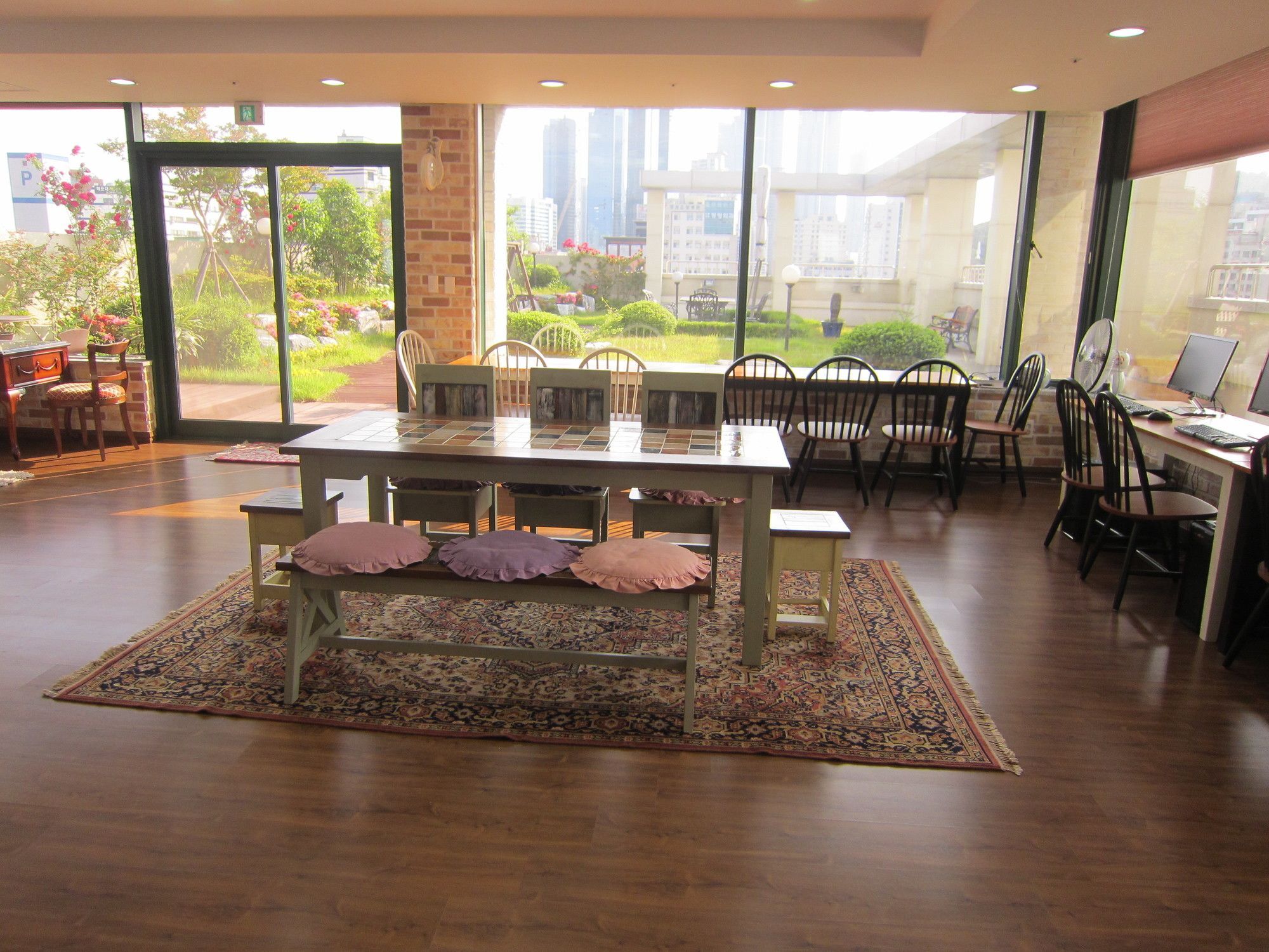 Hostel The New Day بوسان المظهر الخارجي الصورة
