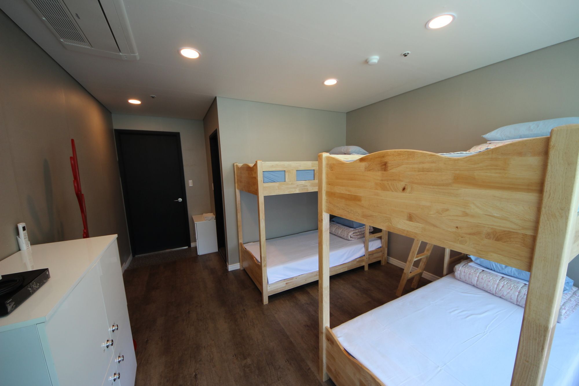 Hostel The New Day بوسان المظهر الخارجي الصورة